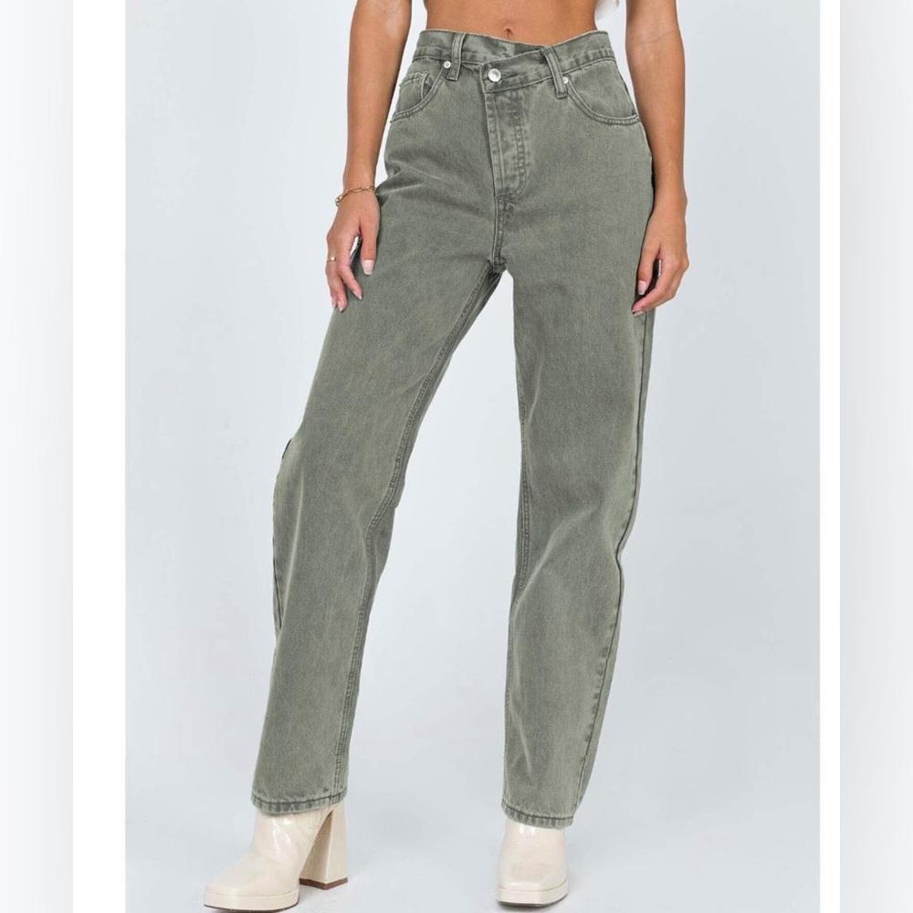 Holly asymmetrical green denim jean